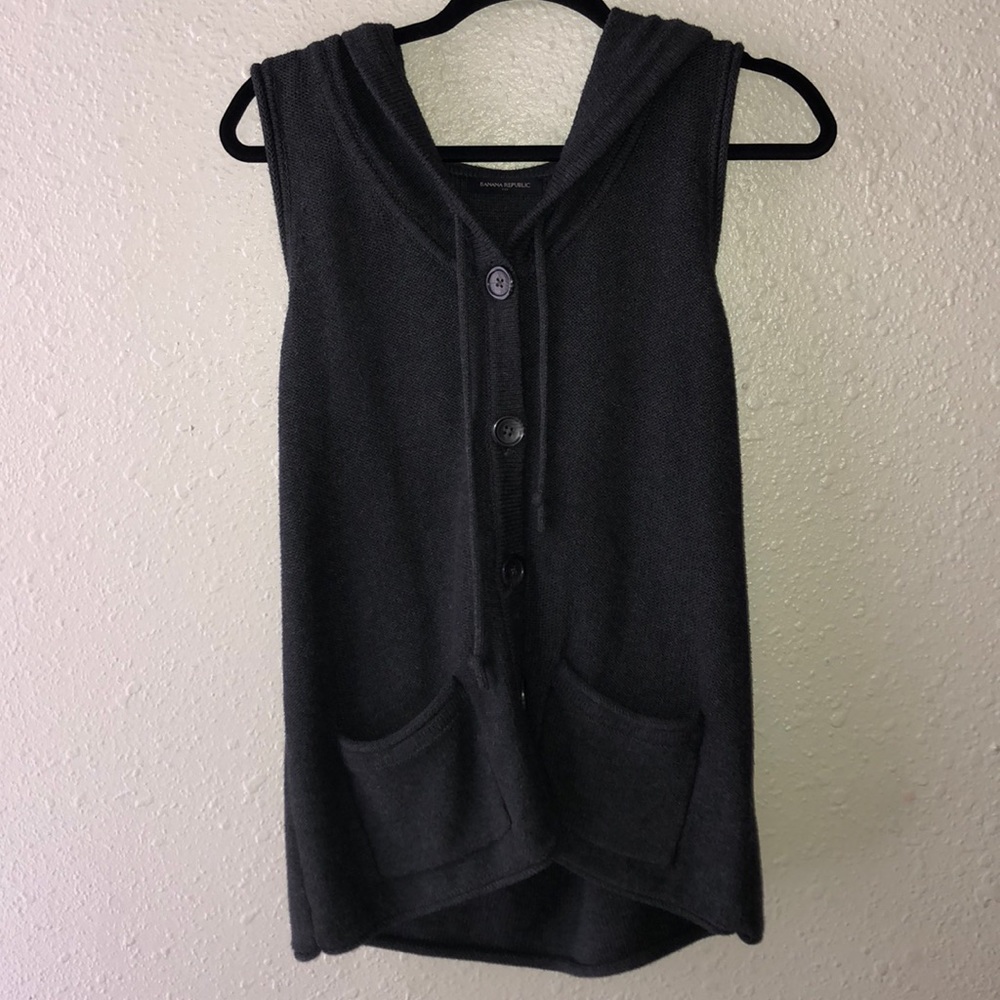 Banana Republic hooded sleeveless cardigan